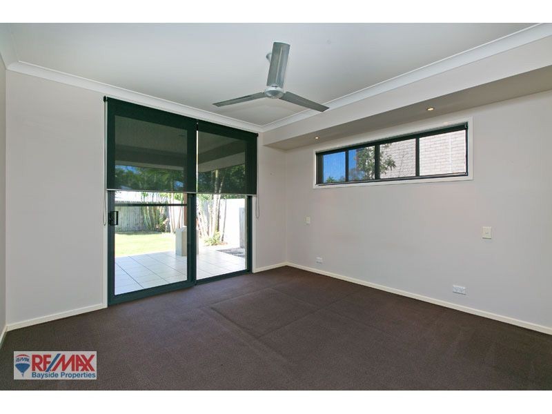 19 Trafalgar Vale Avenue, Wellington Point QLD 4160