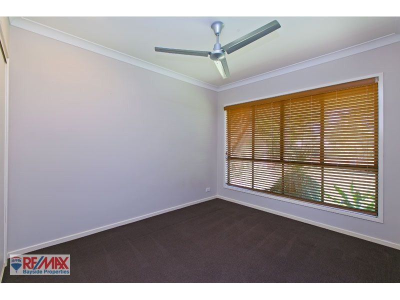 19 Trafalgar Vale Avenue, Wellington Point QLD 4160