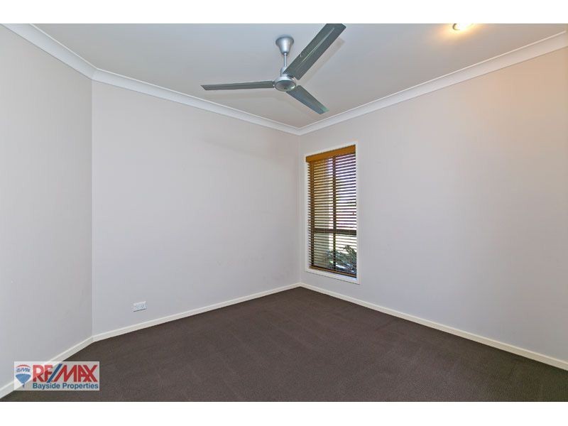 19 Trafalgar Vale Avenue, Wellington Point QLD 4160