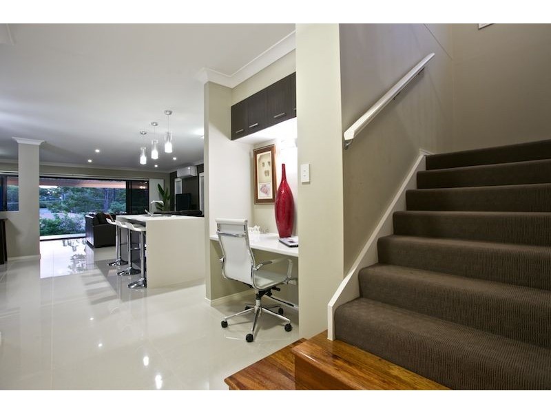 30 Pentecost Place, Redland Bay QLD 4165