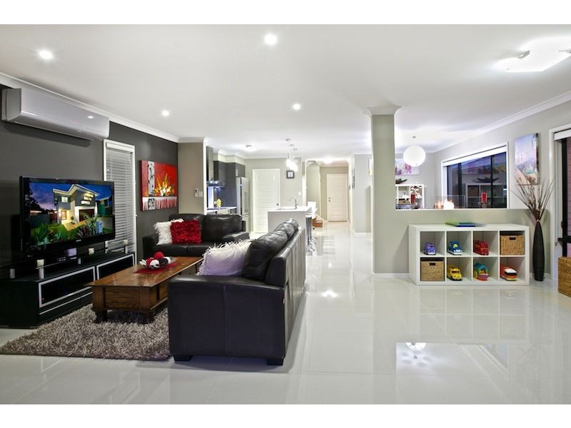30 Pentecost Place, Redland Bay QLD 4165