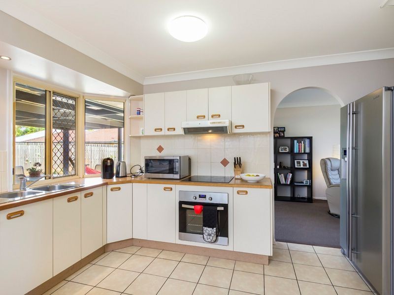 4 Kintyre Street, Victoria Point QLD 4165