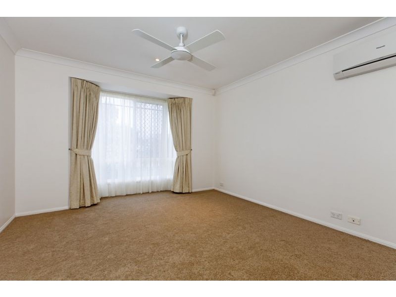 13 Doncaster Place, Alexandra Hills QLD 4161