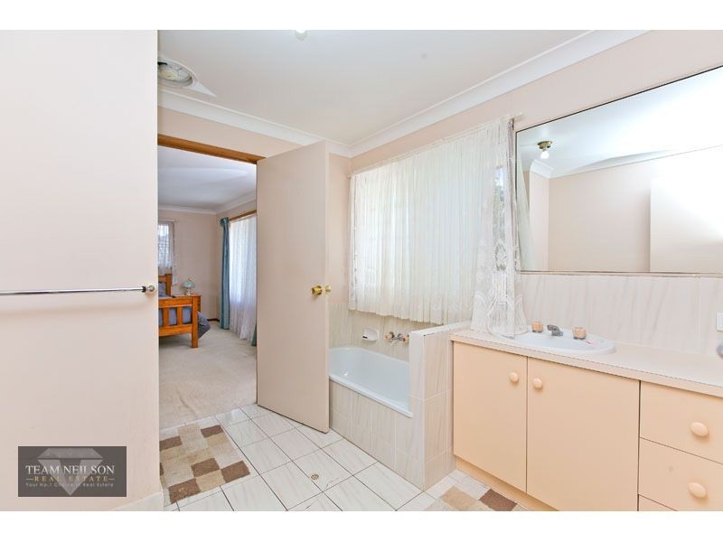 3 Arwon Ct, Wellington Point QLD 4160
