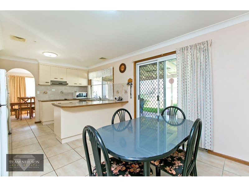 3 Arwon Ct, Wellington Point QLD 4160