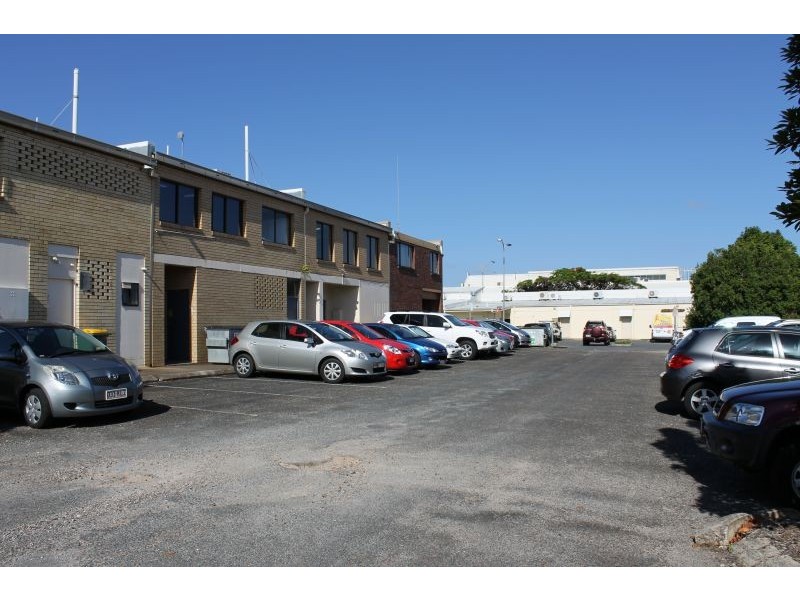 Unit 2/135a Queen Street, Cleveland QLD 4163