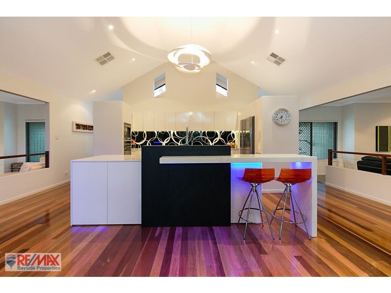 31 Wedgetail Crt, Mount Cotton QLD 4165