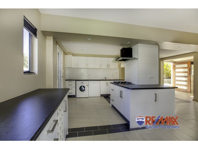 82 Valantine Road, Birkdale QLD 4159