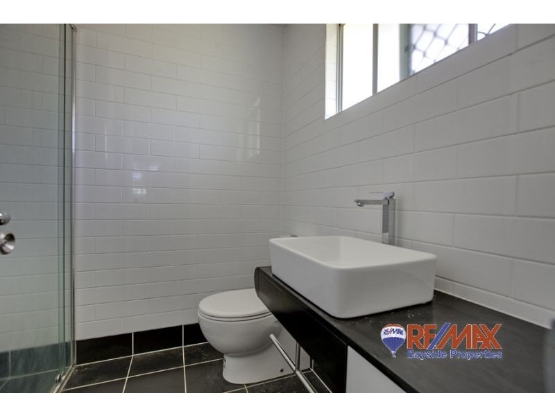 82 Valantine Road, Birkdale QLD 4159
