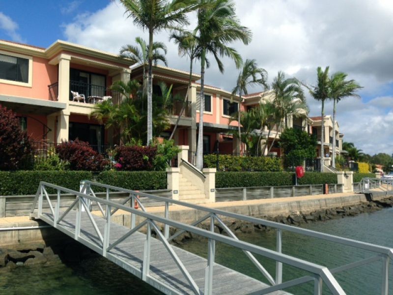 Villa Edgewater, Harbour View Crt, Raby Bay QLD 4163