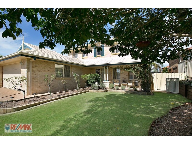 34 Chesterfield Crescent, Wellington Point QLD 4160