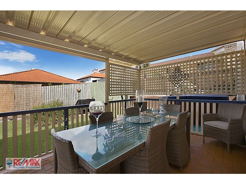 34 Chesterfield Crescent, Wellington Point QLD 4160