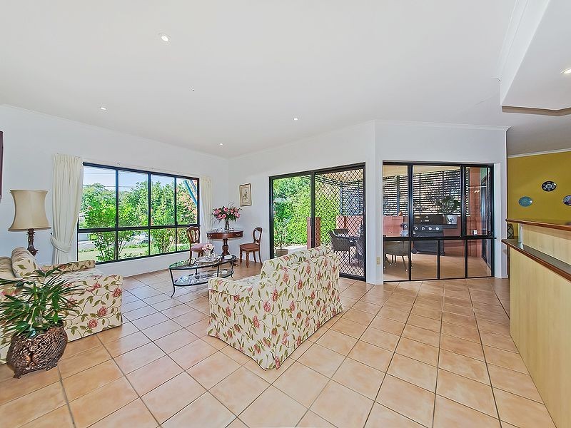 15 Bayview Street, Wellington Point QLD 4160