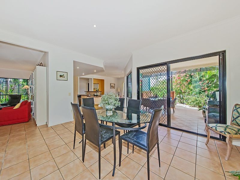 15 Bayview Street, Wellington Point QLD 4160