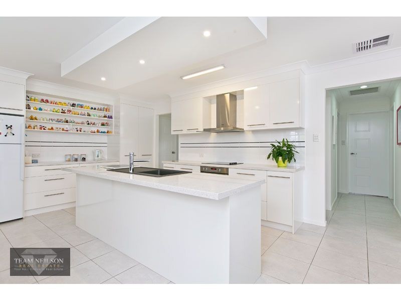 30 Feathertail Place, Gumdale QLD 4154