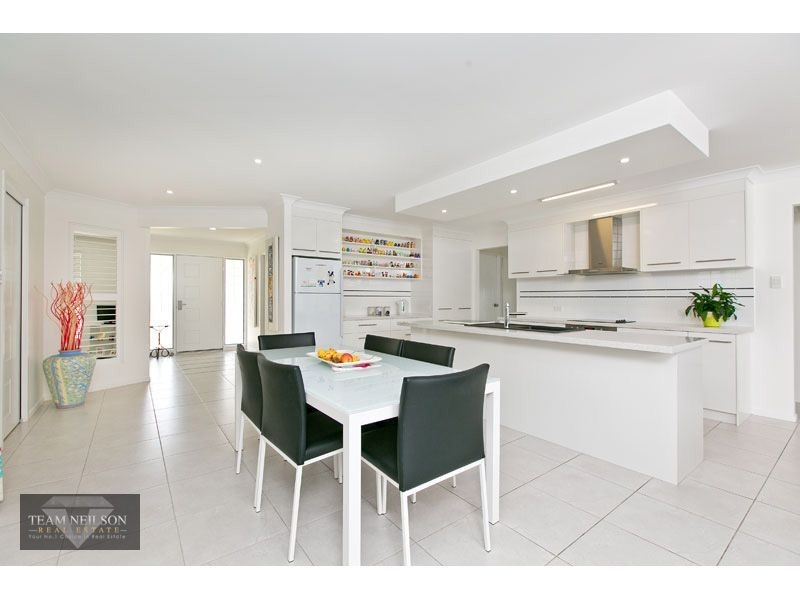 30 Feathertail Place, Gumdale QLD 4154