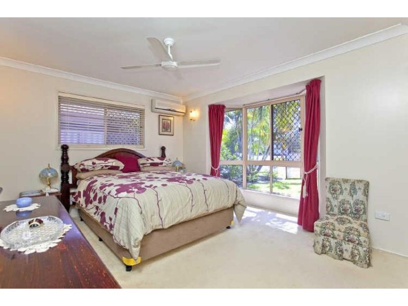 7 Anita Street, Redland Bay QLD 4165