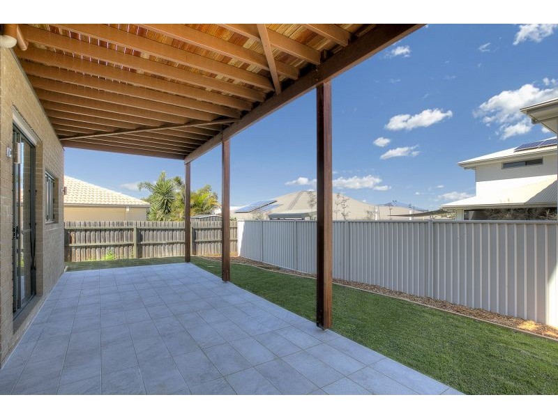 6 Nadine Crescent, Thornlands QLD 4164