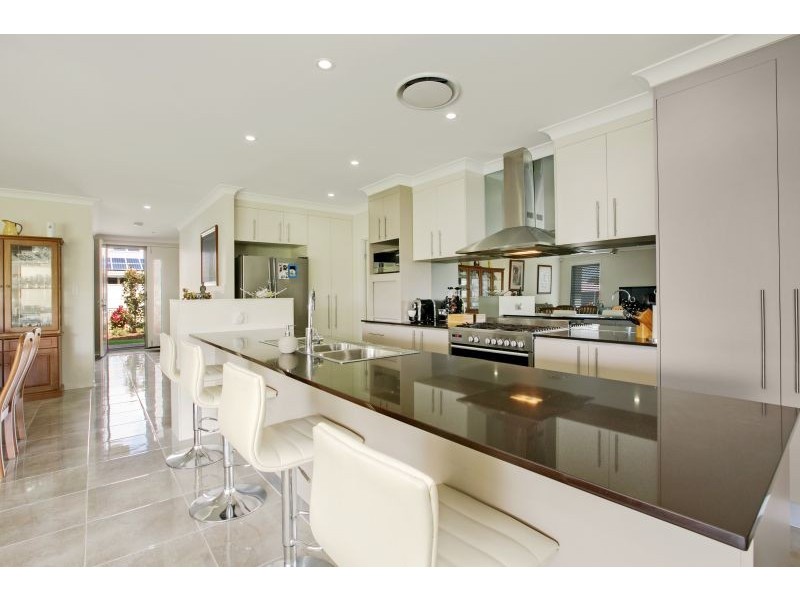 3 Nursery Street, Wellington Point QLD 4160
