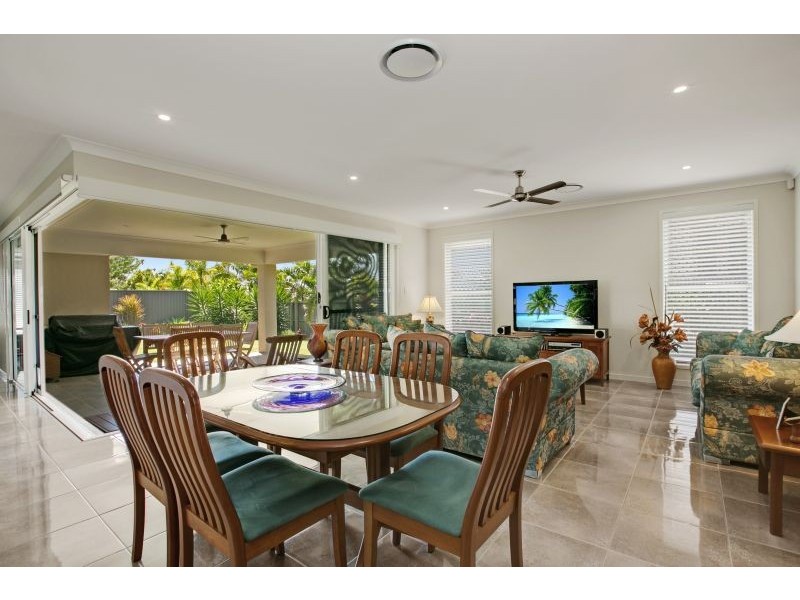3 Nursery Street, Wellington Point QLD 4160