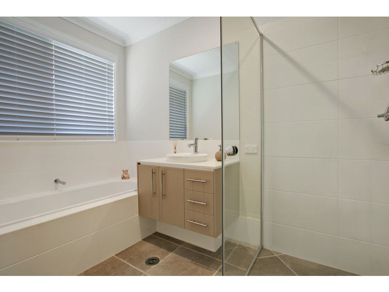 3 Nursery Street, Wellington Point QLD 4160