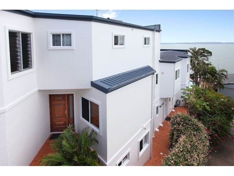 105 Shore St North, Cleveland QLD 4163