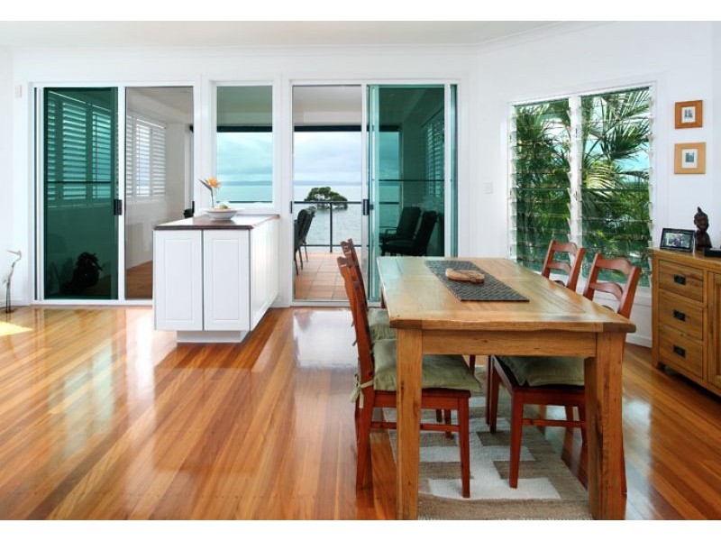 105 Shore St North, Cleveland QLD 4163