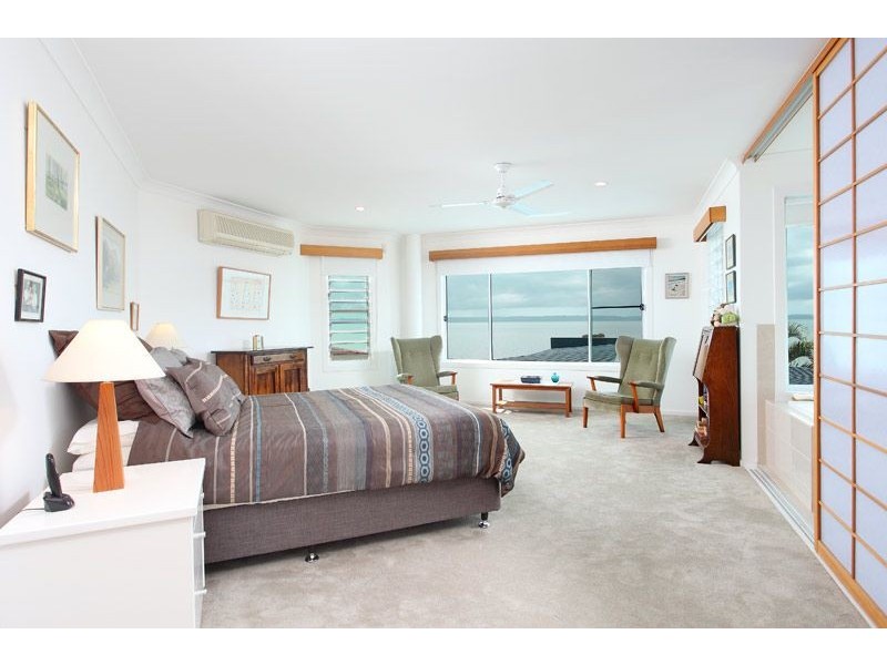 105 Shore St North, Cleveland QLD 4163