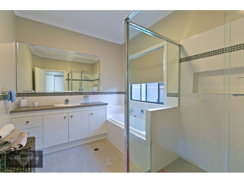 4 Marjoram Street, Thornlands QLD 4164