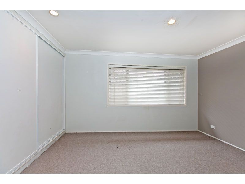 50 Main Street, Redland Bay QLD 4165