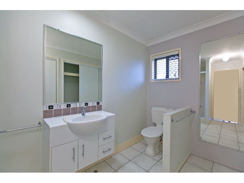 50 Main Street, Redland Bay QLD 4165