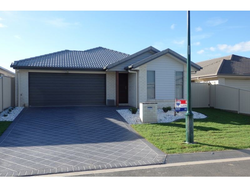 3a Tarvin Close, Wellington Point QLD 4160