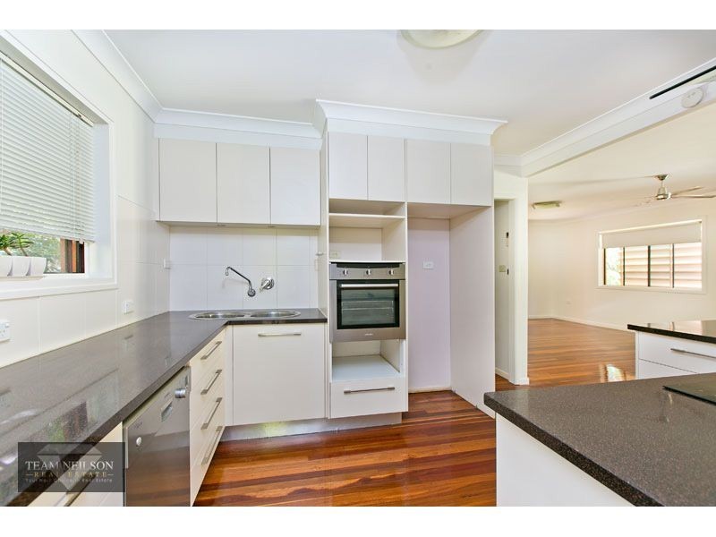 24 Thistle Street, Ormiston QLD 4160