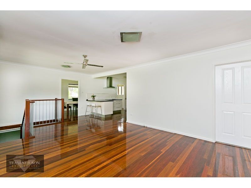 24 Thistle Street, Ormiston QLD 4160