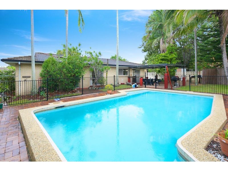 6 Nandina Street, Alexandra Hills QLD 4161