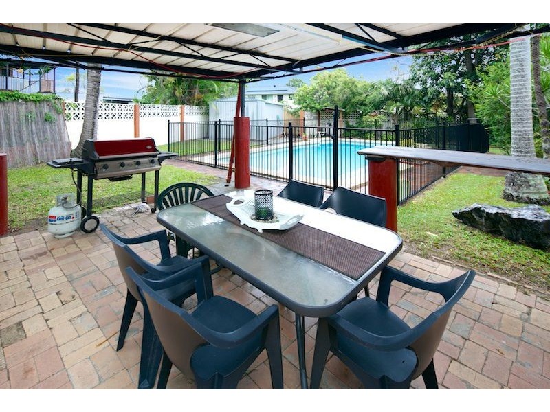 6 Nandina Street, Alexandra Hills QLD 4161