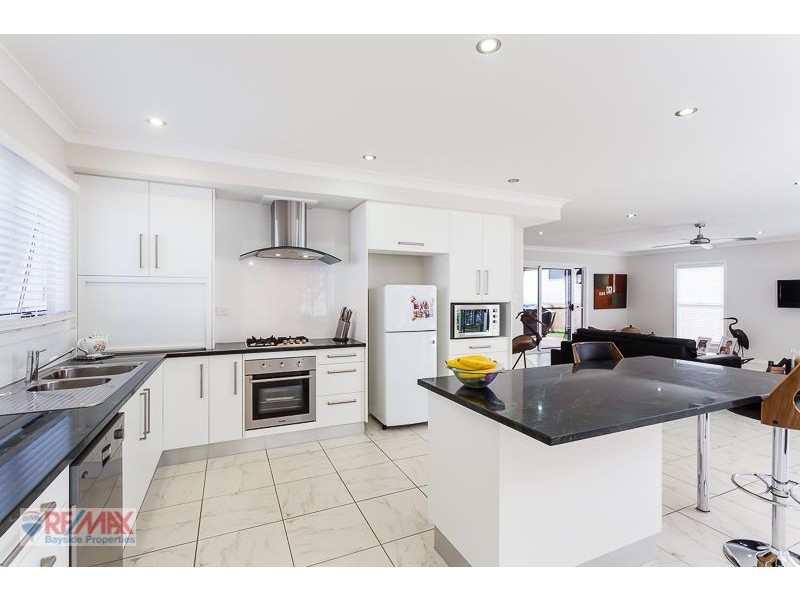 60 Victoria Parade, Coochiemudlo Island QLD 4184