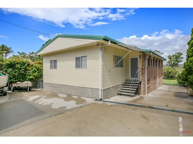 297 Redland Bay Road, Capalaba QLD 4157