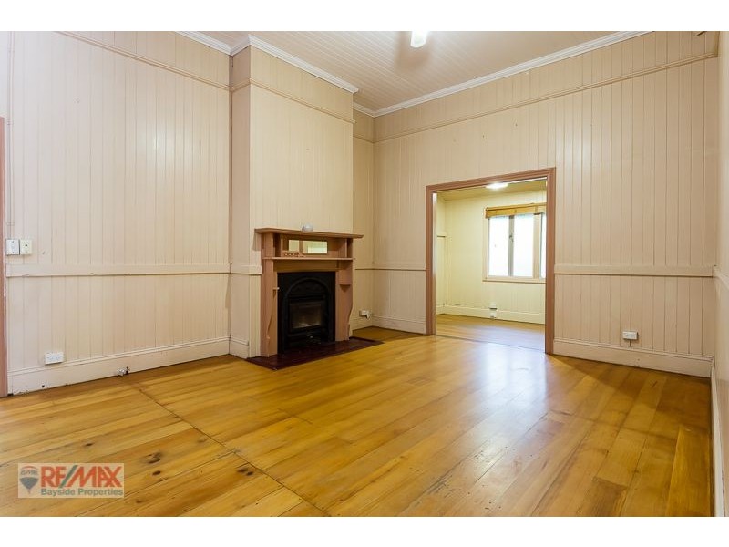 8-10 Erobin, Coochiemudlo Island QLD 4184