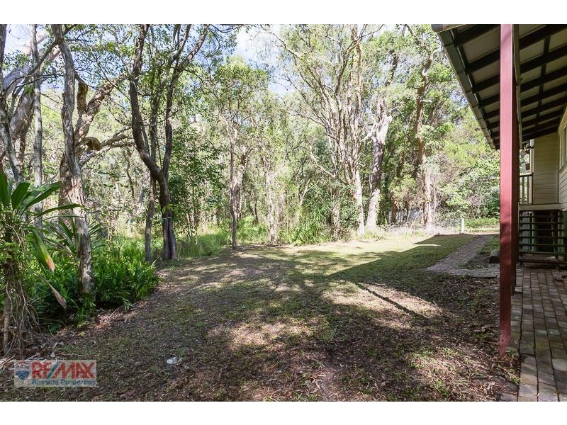 8-10 Erobin, Coochiemudlo Island QLD 4184