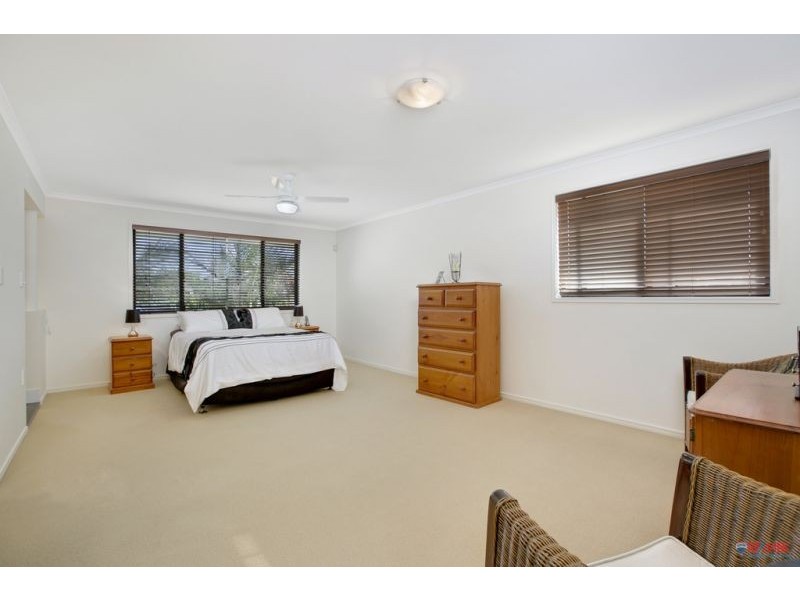 14 Jacaranda Place, Ormiston QLD 4160