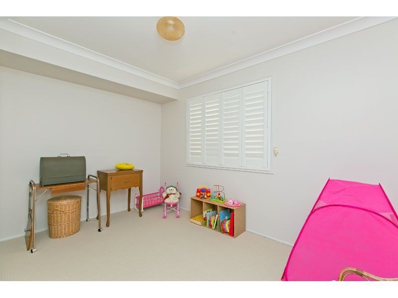 13 Nottingham Drive, Victoria Point QLD 4165