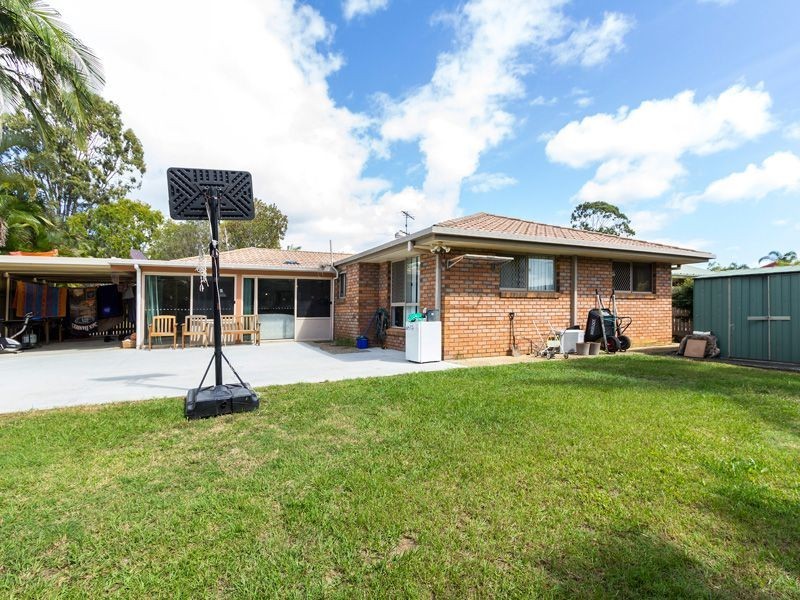 100 Sycamore Parade, Victoria Point QLD 4165