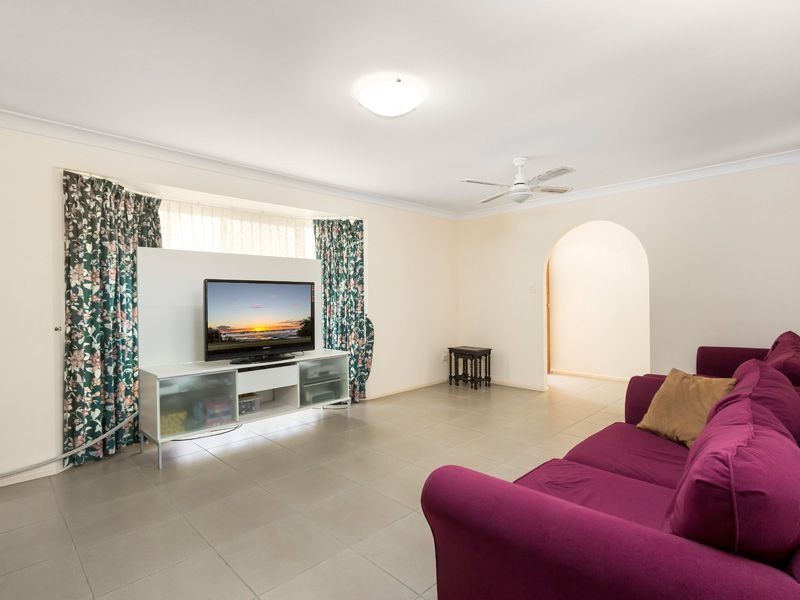 100 Sycamore Parade, Victoria Point QLD 4165