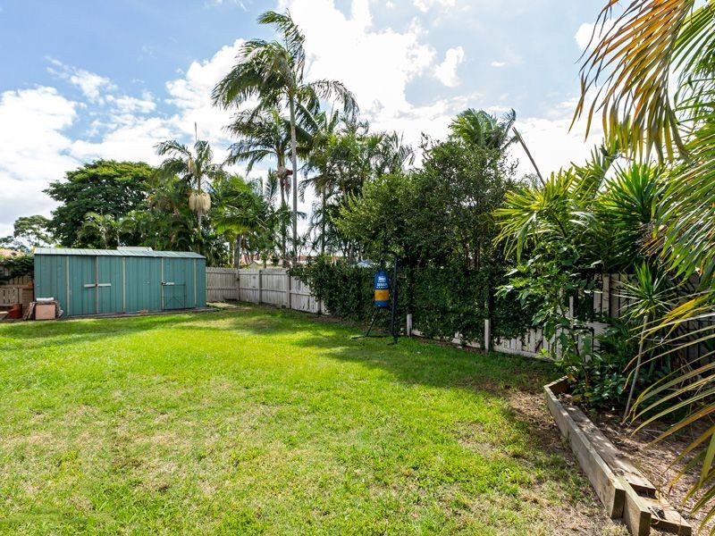 100 Sycamore Parade, Victoria Point QLD 4165