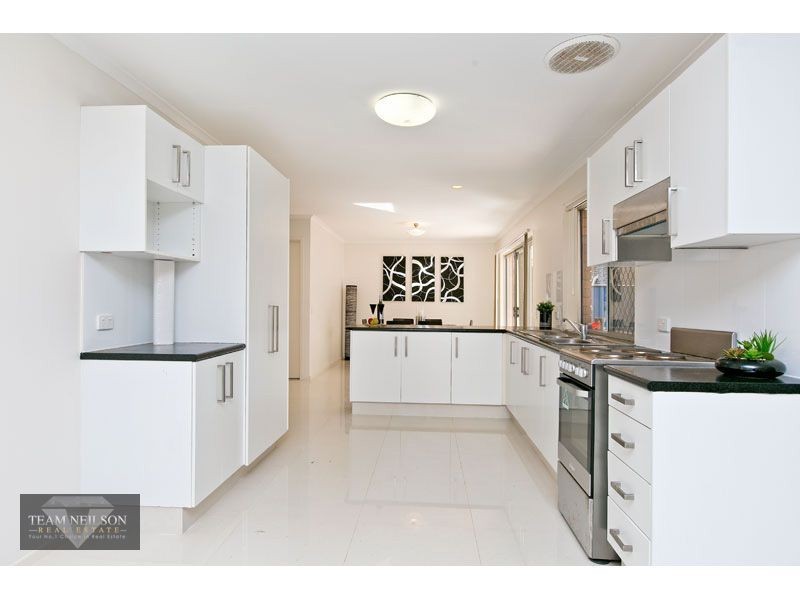 19 Mergowie Drive, Cleveland QLD 4163