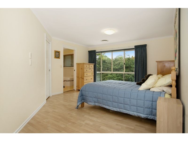 15 Bovingdon Street, Thorneside QLD 4158