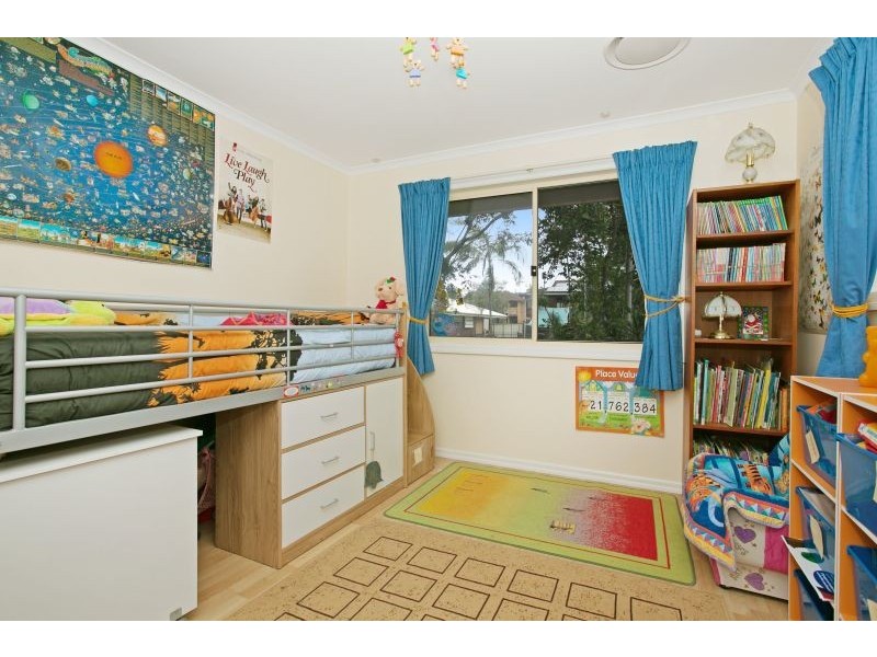 15 Bovingdon Street, Thorneside QLD 4158