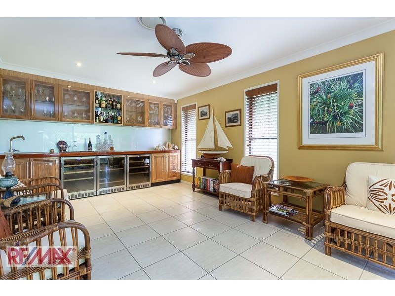 4 Atrium Close, Wellington Point QLD 4160