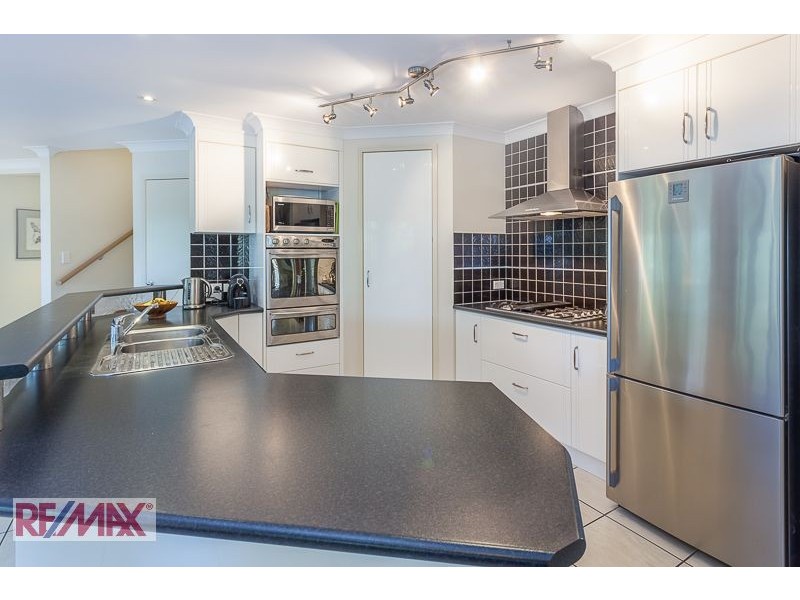 4 Atrium Close, Wellington Point QLD 4160